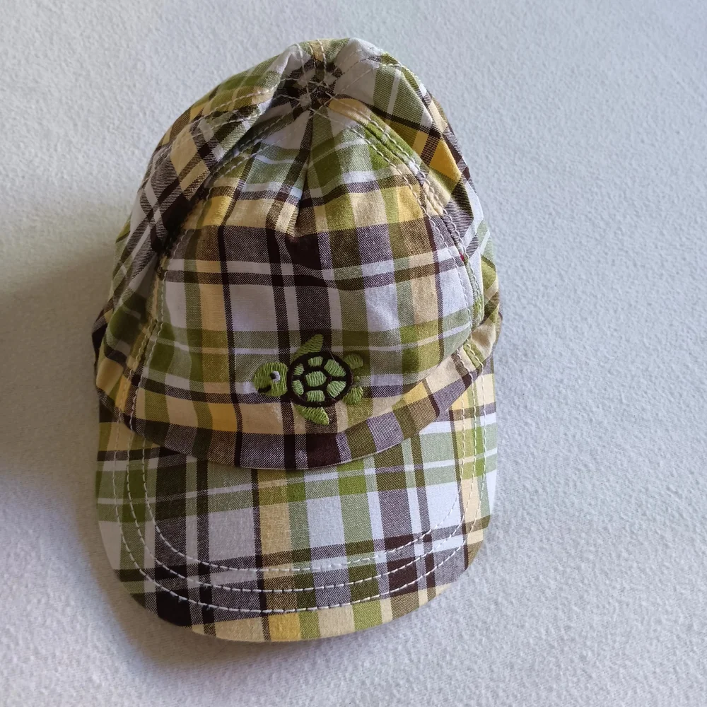 Gymboree Sz 3-6M Green and Yellow Plaid Hat with Turtle Embroidery